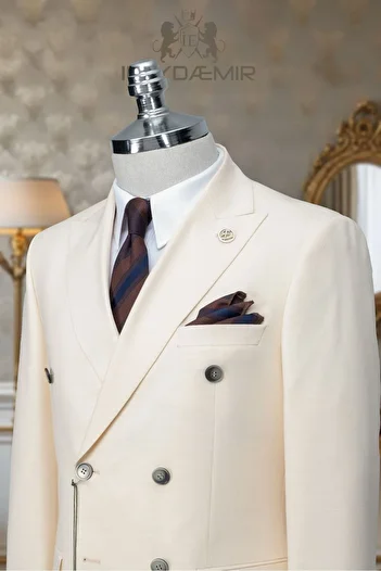 ilayda emir Double Breasted Suit