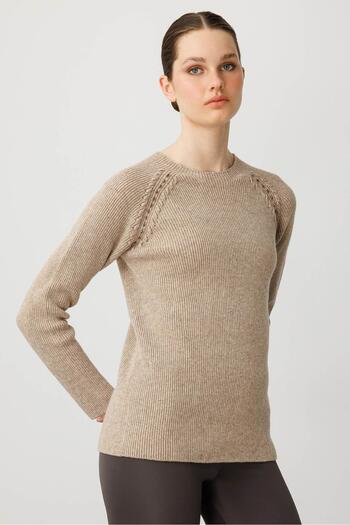 Desen Triko Women's Crew Neck Beaded Wool Sweater K.Beige