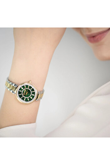 Just Cavalli Glam Chic Ostentatious Female Watch JC1L308M0095