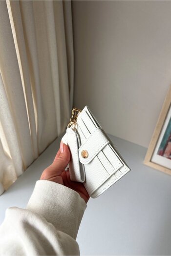 Yuka Atelier Velina Minimal Wallet with Keychain and Card Holder Detail
