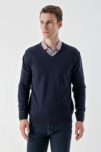 Morven Men's Navy Blue Basic V-Neck Dynamic Fit Comfortable Cut Knitwear