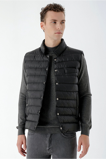 Morven Erkek Siyah Polyester Çıtçıtlı Kapitone Yelek