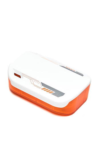 R&B White WIRELESS EARBUDS