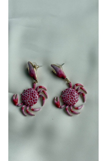 Limerence Crab Earrings, Zara Model Earrings