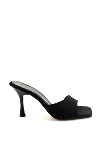 Bambi Matte Black Women's Slippers K04869012738