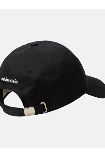 Calvin Klein 6 PANEL SSNL GRAPHIC 2 CAP