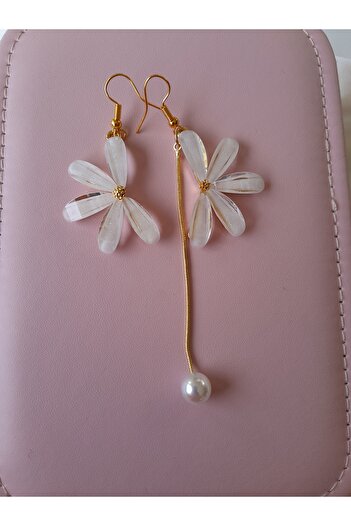 Minnoş Dükkan Daisy Asymmetric Modern Earrings