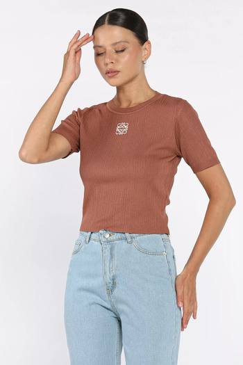 GÜLSELİ Light Tile Crew Neck Front Embroidered Lycra Women's Blouse