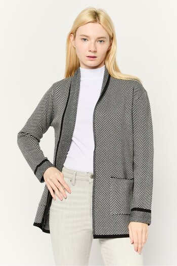 Luxe by Tricot Women Split Neck Houndstooth Print Cardigan, Black/White