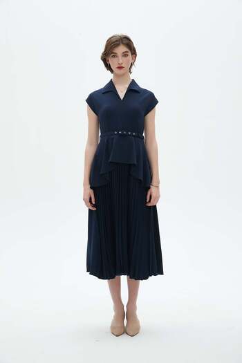 Nichii Sleeveless Midi Dress with Shirt Collar and Waist Belt