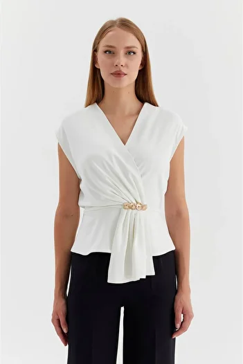 Butik Beyza Button Detailed Double Breasted Collar Stylish Blouse
