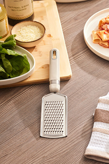 Karaca Mastermaid Rende Krem 24.8 cm