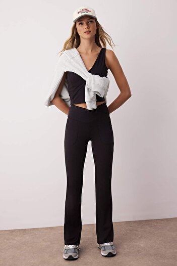 Trendyol Collection Black Soft Brushed Fabric Double Breasted Waist and Pocket Detail Spanish Leg Yoga Knitted Sports Leggings Thmaw26Ty00000