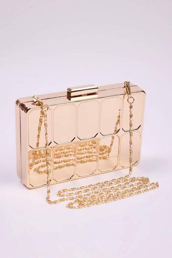 TRENDYOL SHOES Metallic Gold Three-Dimensional Evening Dress Women's Stylish Mini Clutch Hand Bag Takss25Py00004