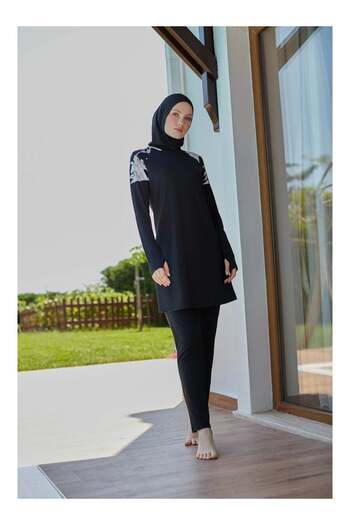 MAYOU Flower Patterned Sports Hijab Swimsuit with Sleeves and Finger Passable Shoulders Black White -Mayou