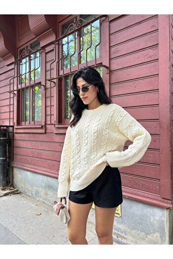 Puella Women's Oversize Soft Cream Hair Braided Knitwear Sweater Rory Gilmore Sweater