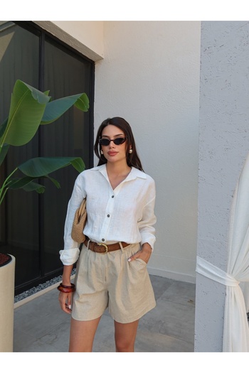 ESRAHELVACI Loose Cut Linen Shorts