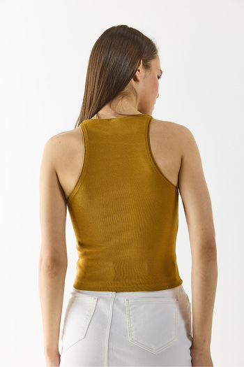 VENA Sandra Halter Top Crop Tank - Copper