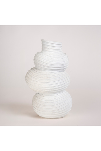 homez Off-white resin ribbed vase 22*21.8*36.6 cm