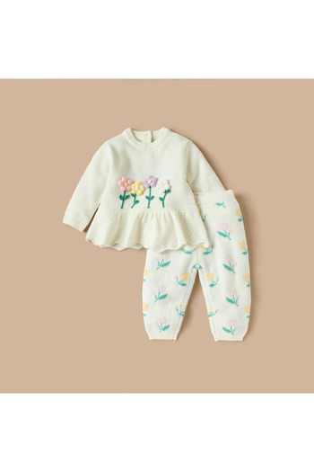 Juniors Foral Embroidered A-line Sweater with Long Sleeves and Elasticated Pants