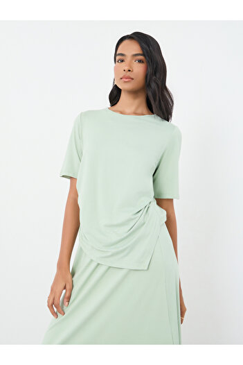 Styli Women Green Asymmetric Hem Top and Skirts Co-Ords