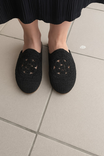 BB Women's Iolite Eva Sole Lace Embroidered Slippers 1 Piece