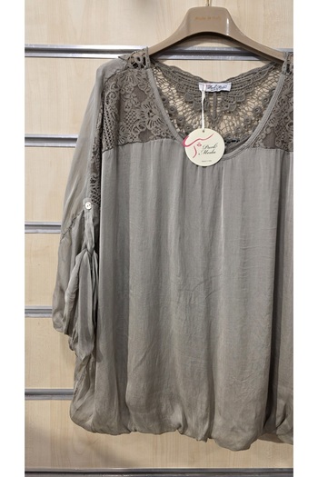 Park Moda Italian Silk Blouse Butterfly Lace