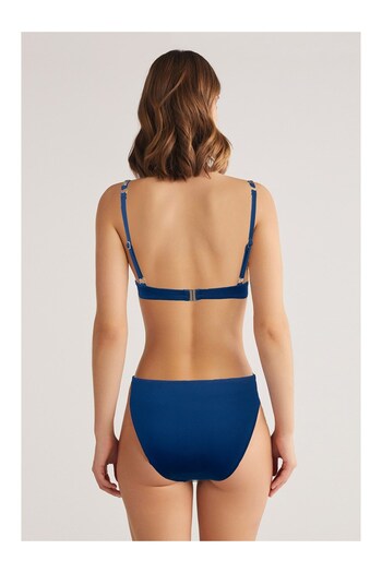 Kom Kameh Bikini Set