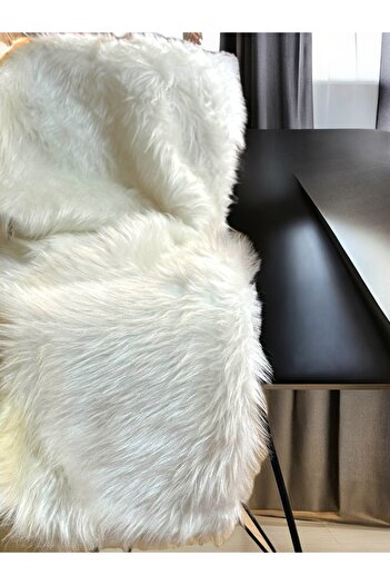 PLUSH STUDIO Yarim Ymf White Long Shaggy, White Plush Fabric 50X150Cm Textile, Home Textile