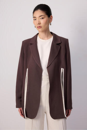Touché Privé Double-Breasted Jacket and Pants Suit