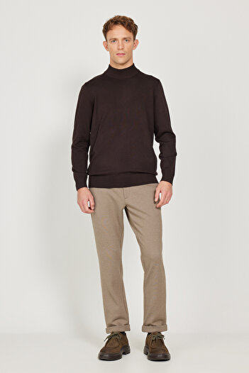 AC&Co / Altınyıldız Classics Men's Brown Standard Fit Regular Cut Half Turtleneck Knitwear Sweater