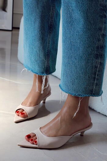 POLKA STORE Capsule Women's Pointed Toe Tape Detailed Kitten Heeled Slippers Sandals