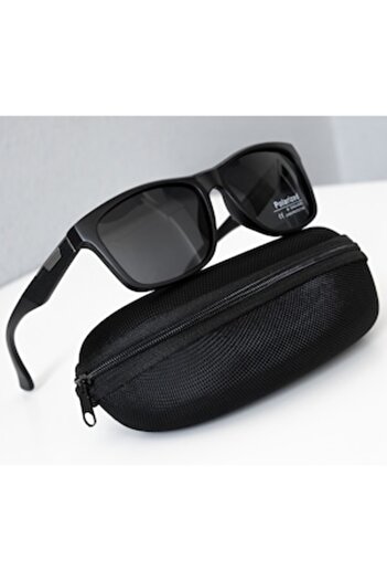 4desire.ro Ochelari de soare bărbătești, UV400, ramă mată cu design modern și detalii elegante, negru mat