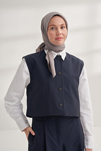 ARMANDA Seher a Pattern Scarf - Indian Ink