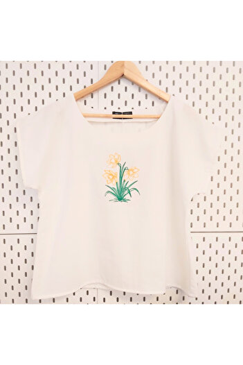 Tela Cotton Blouse with Floral Embroidery – Crina