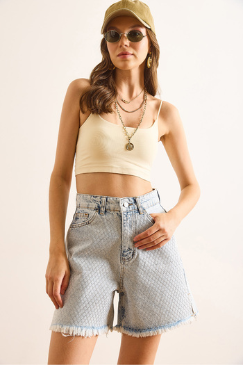 Olalook Women's Light Blue Diamond Stone Detailed Slit Denim Shorts Shrt-19000072