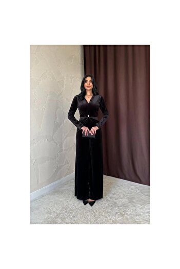 gl00my Stylish Velvet Jumpsuit - Black with Buckle on the Front