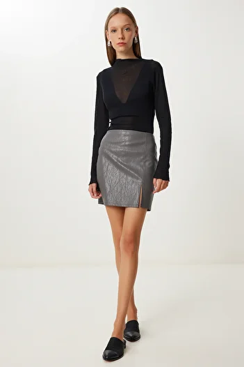 Happiness İstanbul Women's Gray Patterned Slit Mini Faux Leather Skirt Gp00028