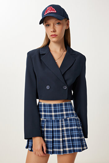 Happiness İstanbul Women's Navy Blue Padded Crop Woven Jacket Kt00019
