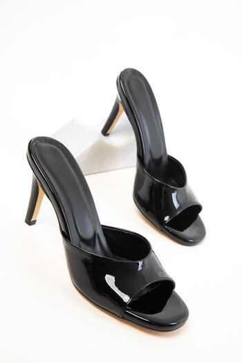 SOHO Black Patent Leather Women's Classic Heeled Shoes 20806