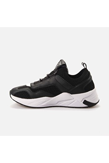 Guess Dámská černá sportovní obuv se silnou podrážkou