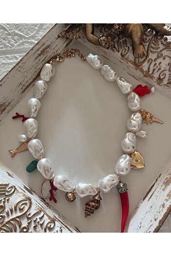 Aka Marka model yazlık incili charm kolye