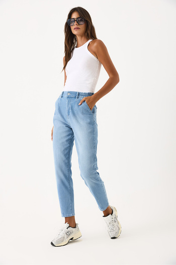 VENA Norah Ice Blue Elastic Waist Jeans - Ice Blue