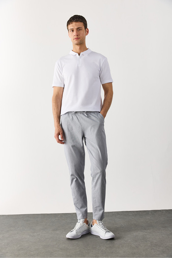 VENA Nicolas Zipper Detailed Polo Collar T-Shirt - White
