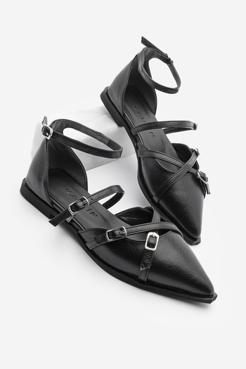 Marjin Women's Black Bala Black Individual Banded Ticket Tie-Up Ballerinas