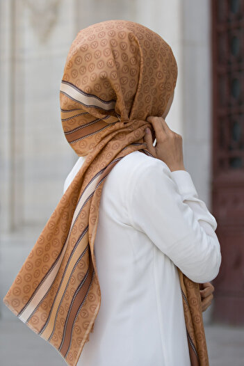 Vissona Women's Fresh Silk Shawl 90x200 Gold White