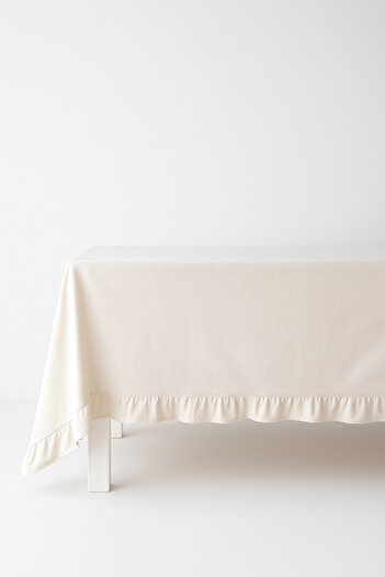 Mirilliahome Ruffled Raw Linen Tablecloth – Beige Tablecloth