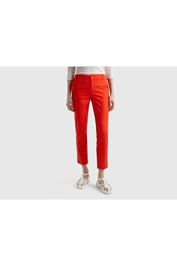 United Colors of Benetton Men's Solid Cotton Stretch Chino Pants