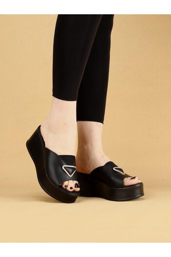 layki Lovy Stone Detailed Comfortable Summer Women's Black Platform Sole Slippers