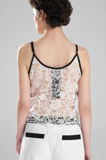 tw3 Women's Lace Side Stripe Detailed Design Strap Blouse